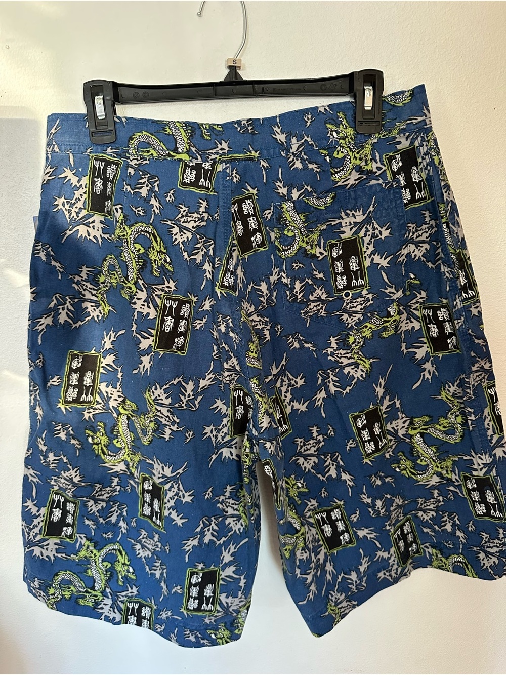 Wave shorts - Picture 7 of 8